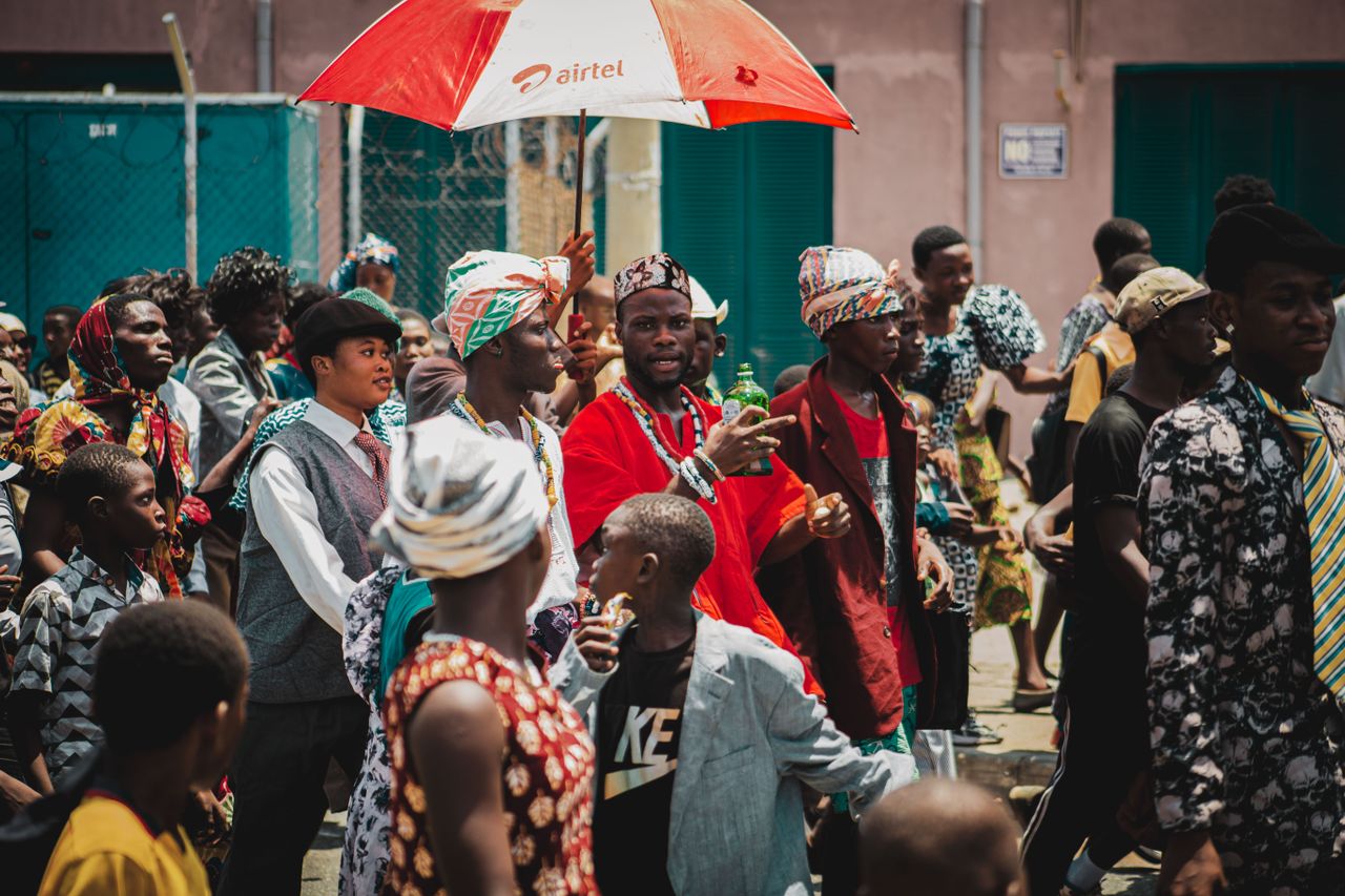 : How to beat orange and bharti airtel by investing in Africa cellular business with yes! invest africa.